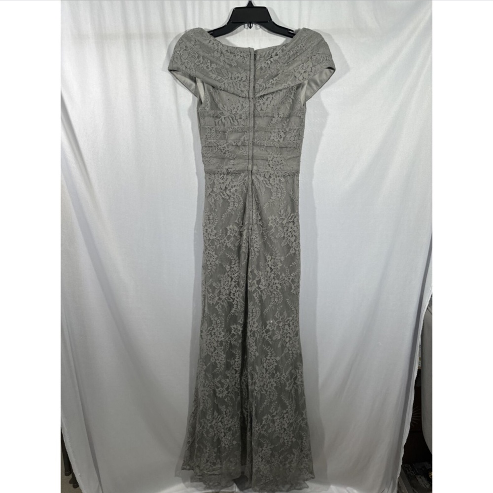 NEW $469 La Femme [ size 2 ] Portrait Neck Sparkle Lace Gown in Platinum‎ - Picture 9 of 13